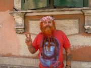 Una simpatico turista spagnolo in giro per la citt di Matera. Foto scattata il 9 luglio. 