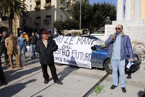 Sit-in del Movimento dei Forconi Lucani a Matera - 28 gennaio 2011